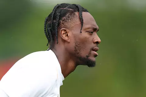 سرقة مقتنيات ثمينة من منزل تامي أبراهام في لندن